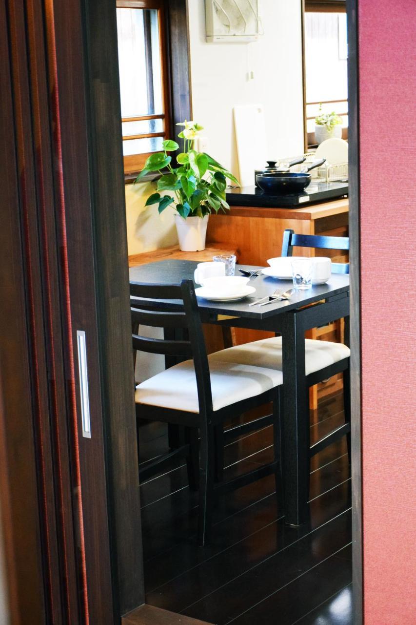 Guesthouse Mio Omihachiman Buitenkant foto