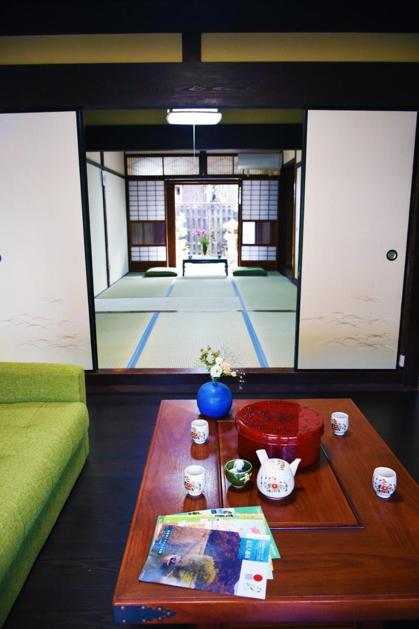 Guesthouse Mio Omihachiman Buitenkant foto
